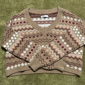 Hollister worn once cropped sweater